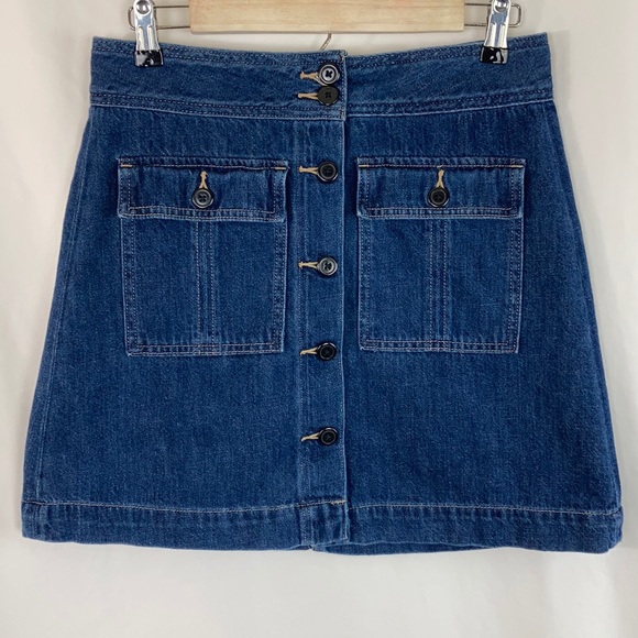 GAP Dresses & Skirts - GAP 1969 Denim Mini Skirt 27